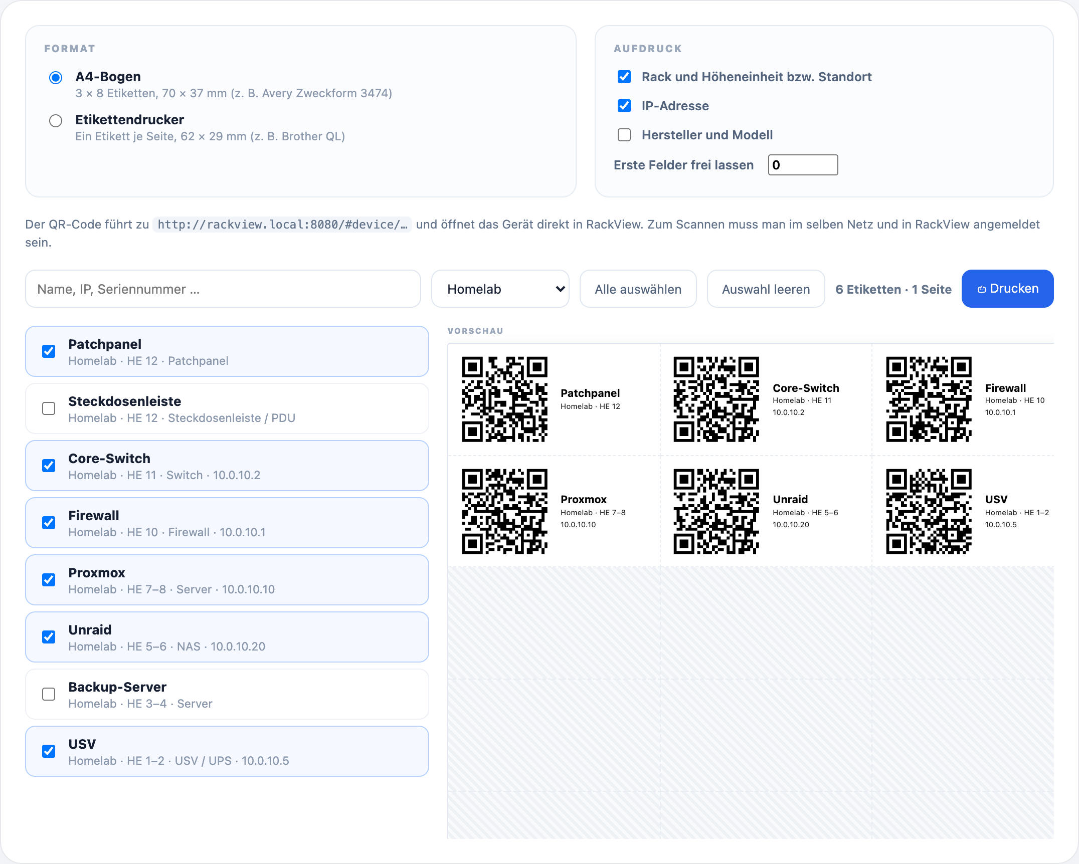 Etikettenseite mit Formatwahl, Auswahl der Geräte und einer Vorschau der QR-Etiketten in Millimetern.